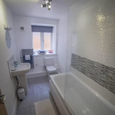 Champion Court Two Bedroom Flat *