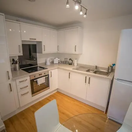 Champion Court Two Bedroom Flat * Bristol