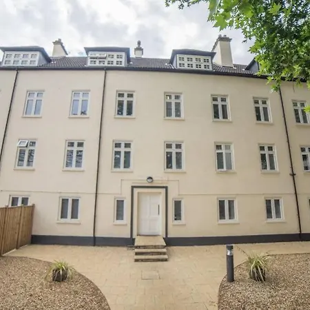 Champion Court Two Bedroom Flat Bristol