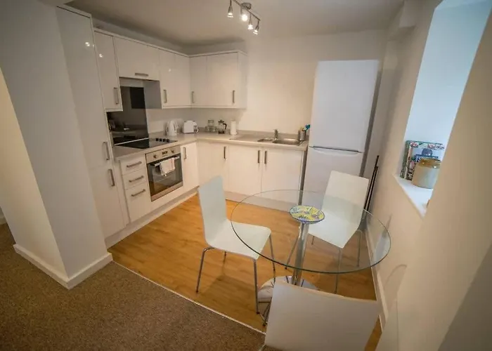 Champion Court Two Bedroom Flat Апартаменты